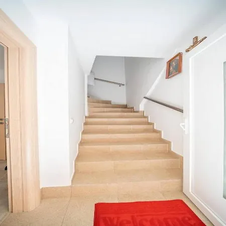 In Near Male Vrulje Apartment *