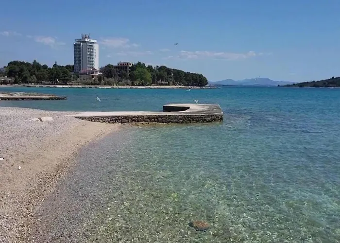 In Near Male Vrulje Apartman *