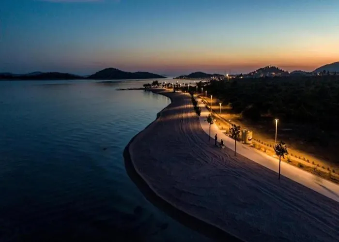 In Near Male Vrulje Apartment Vodice