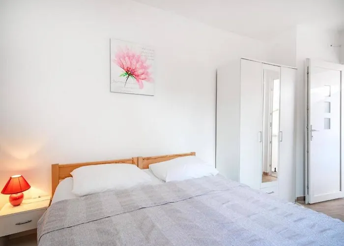 In Near Male Vrulje Apartman Vodice