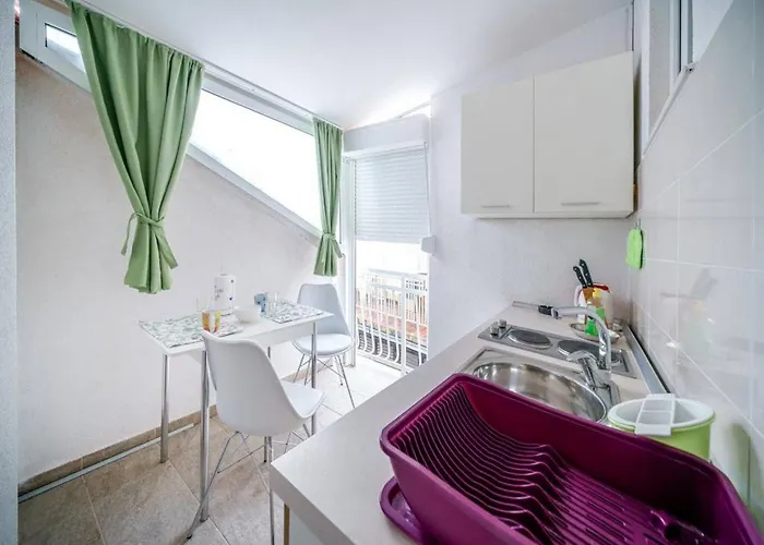 Apartment In Near Male Vrulje *